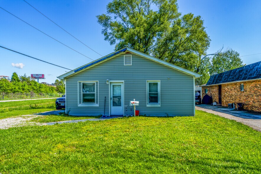 More Photos Of , Cahokia Multifamily For Sale