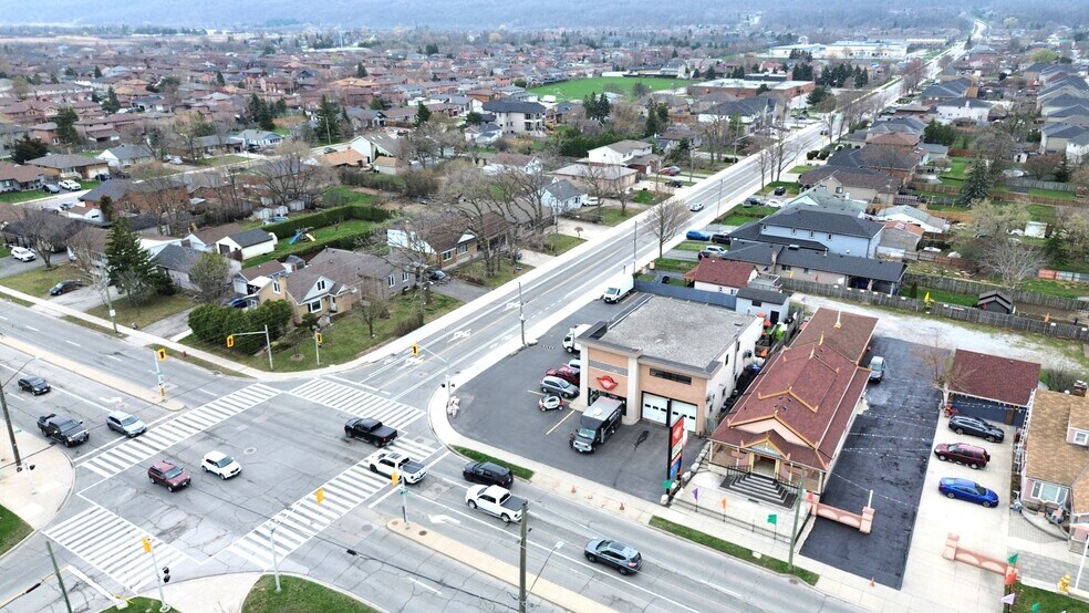 More Photos Of 520 Barton St, Hamilton Auto Repair For Lease