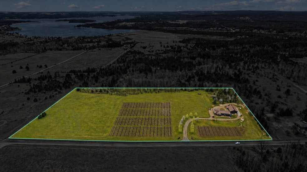 More Photos Of 8370 Lakeview Rd, Alanson Winery Vineyard For Sale