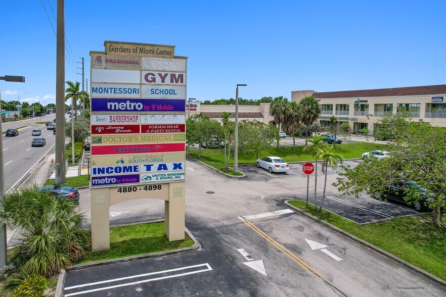 More Photos Of 4880-4898 NW 183rd - Outparcel st, Miami Gardens Land For Lease