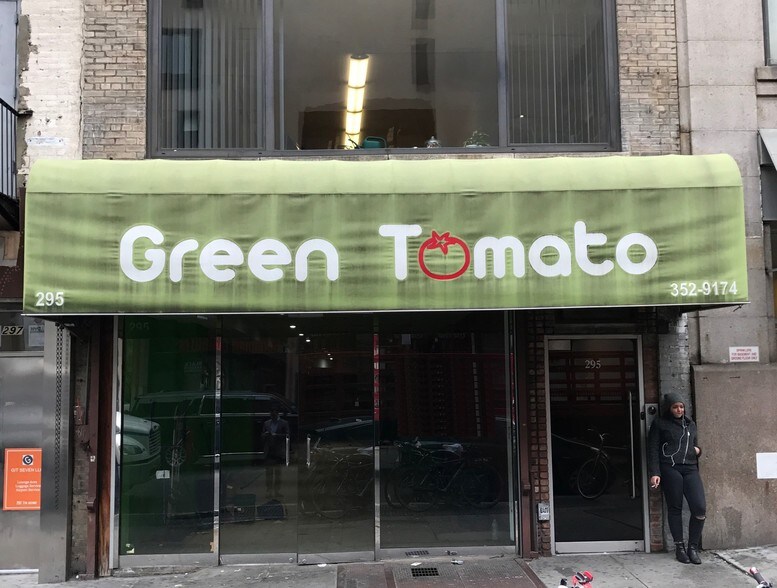 More Photos Of 295 7th Ave, New York Storefront Retail Office For Lease