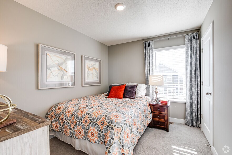 More Photos Of 9713 95th Pl, Maple Grove Apartments For Sale