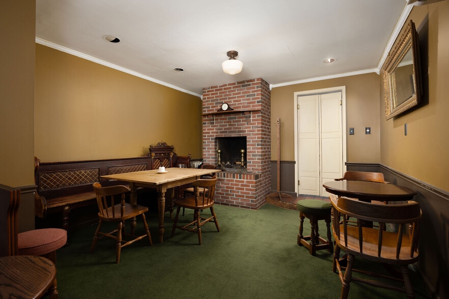 More Photos Of 1712 Aliceanna St, Baltimore Restaurant For Sale