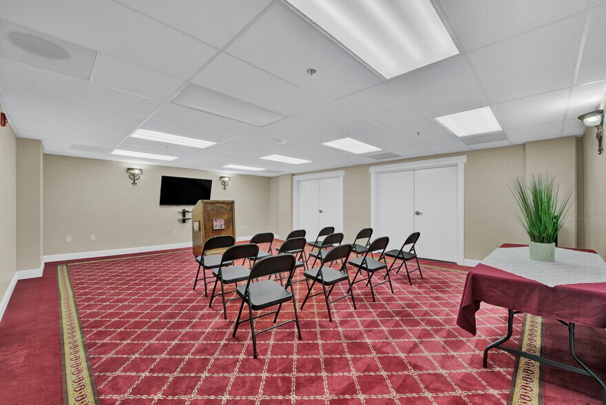 More Photos Of 407 Calle Principal, Monterey Hotel For Sale