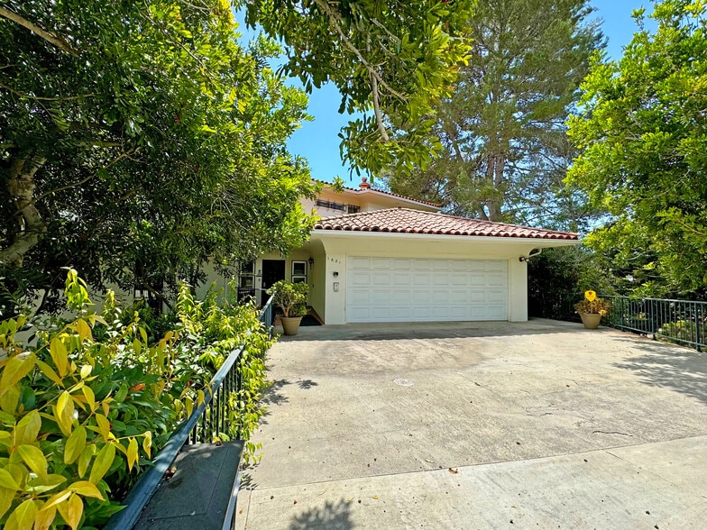 More Photos Of 1621 Grand Ave, Santa Barbara Assisted Living For Sale