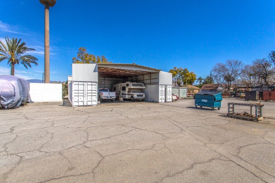 More Photos Of 358 N 6th St, Colton Warehouse For Sale