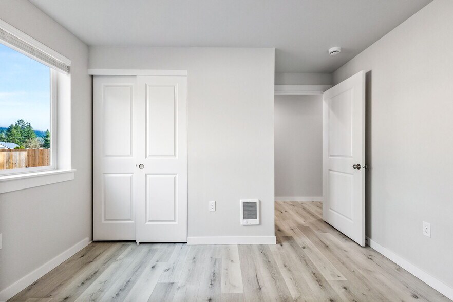 More Photos Of 3631 Green River Rd, Sweet Home Multifamily For Sale