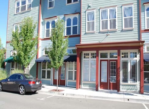 More Photos Of 220 Windsor River Rd, Windsor Apartments For Sale