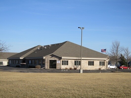More Photos Of 5583 Waterford Ln, Appleton Office For Lease