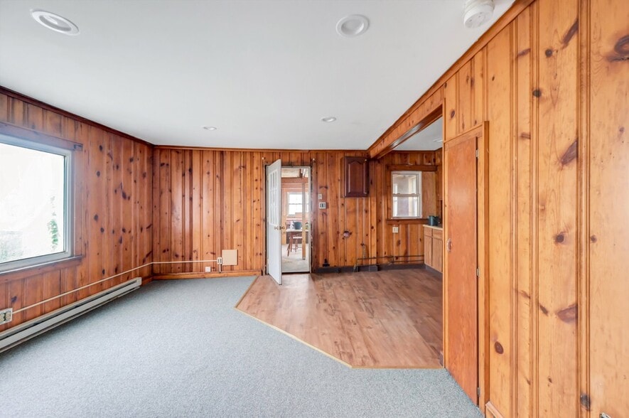 More Photos Of , Scranton General Retail For Sale
