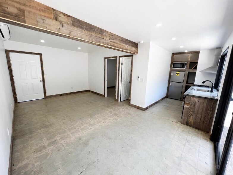 More Photos Of 3685 5th Ave, San Diego Storefront Retail Residential For Sale