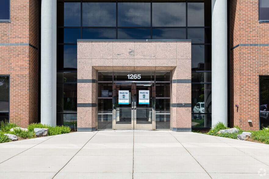 More Photos Of 1265 E Fort Union Blvd, Cottonwood Heights Office For Lease