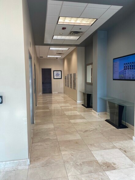 More Photos Of 1 N MacDonald Dr, Mesa Office For Lease