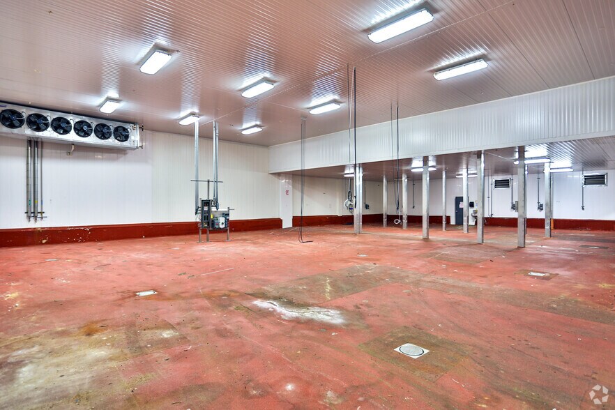 More Photos Of 212 Nuway Packing Dr, Forest City Food Processing For Sale