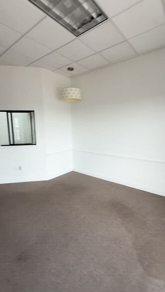Primary Photo Of 3910 Far West Blvd, Austin General Retail For Lease