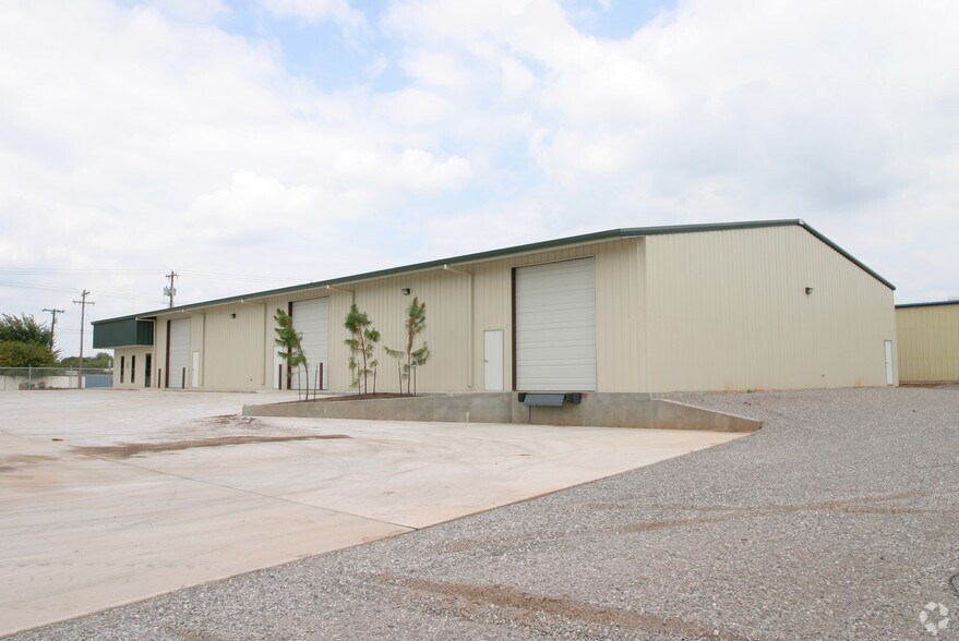 More Photos Of 1124 E Reno Ave, Oklahoma City Warehouse For Lease