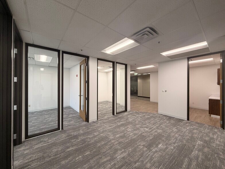 More Photos Of 800 E Campbell Rd, Richardson Office For Lease