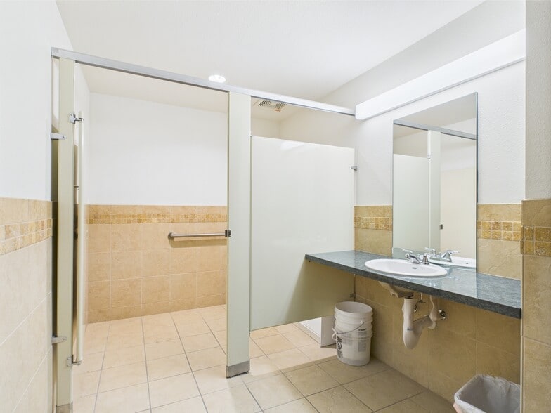 More Photos Of 1298 N College Ave, Fort Collins Storefront Retail Office For Sale