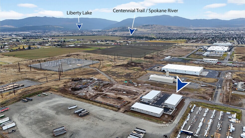 More Photos Of 4524 Barker Rd, Spokane Valley Showroom For Lease