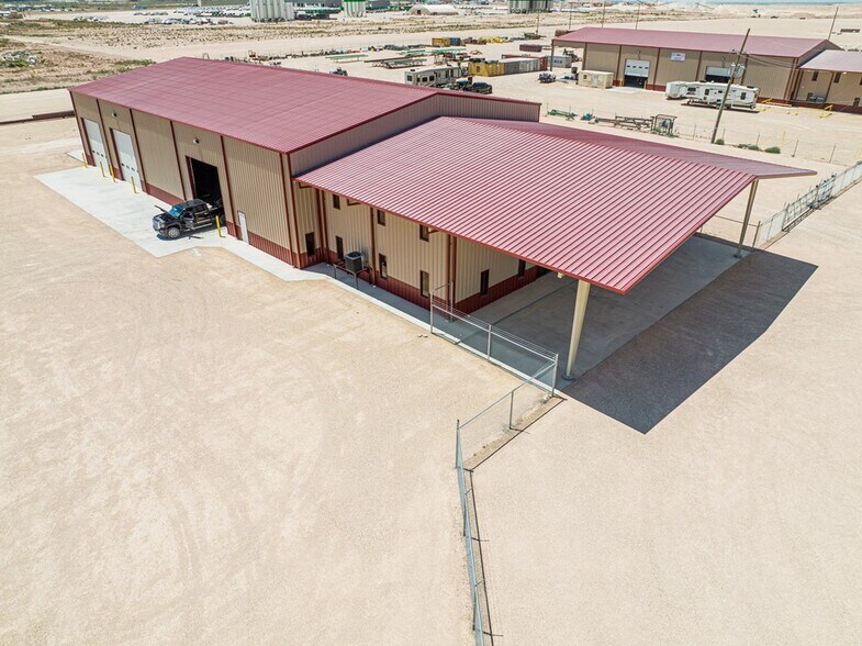 More Photos Of 16651 W Basin St, Odessa Industrial For Sale