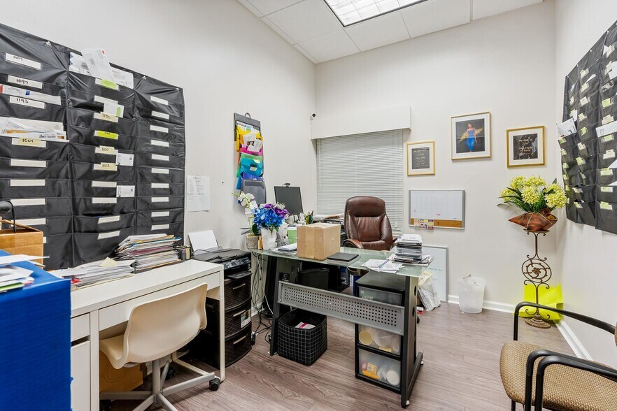 More Photos Of 8865 Commodity Cir, Orlando Office For Sale