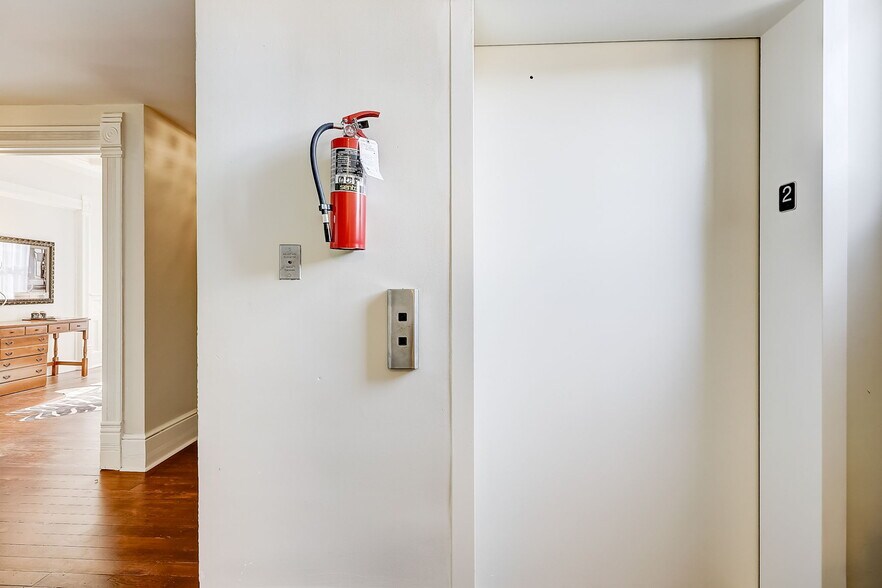 More Photos Of 315 Live Oak Ave, Daytona Beach Apartments For Sale