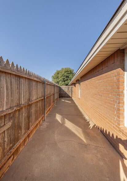 More Photos Of 602 N Belmont, Lubbock Apartments For Sale