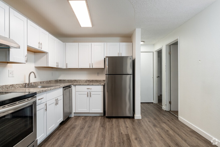 More Photos Of 465 N Arthur St, Kennewick Apartments For Sale