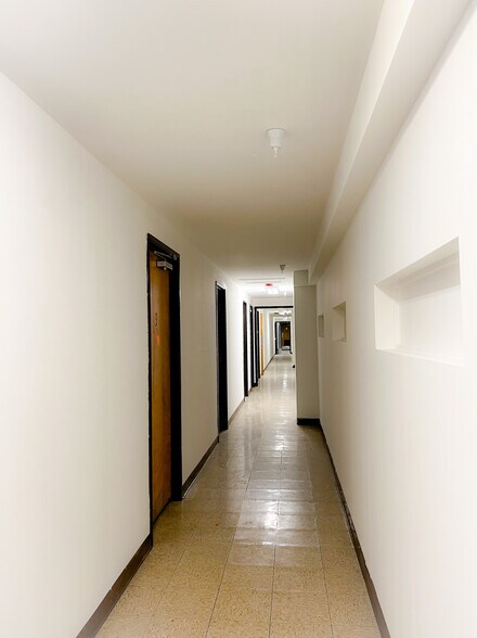 More Photos Of 112-129 Harrisville Rd, Ogden Storefront For Sale