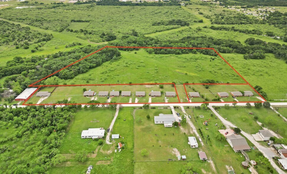 More Photos Of 3227 Country Rd 2004, Corsicana Apartments For Sale