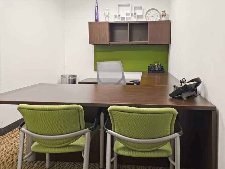 More Photos Of 600 Third Ave, New York Coworking Space