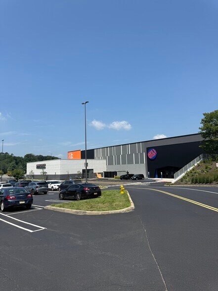 More Photos Of 3710 Highway 9, Freehold General Retail For Lease