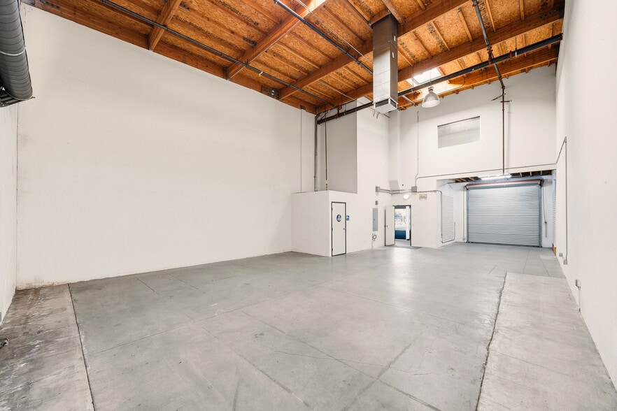 More Photos Of 1139 Westminster Ave, Alhambra Warehouse For Lease