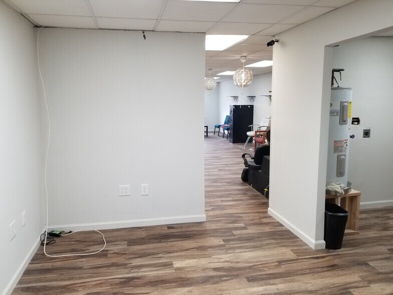 More Photos Of 4700 Stamp Rd, Marlow Heights General Retail For Lease