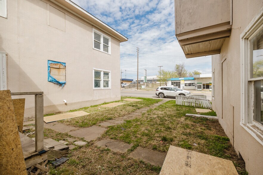 More Photos Of 123 E Madison Ave, Arkansas City Apartments For Sale