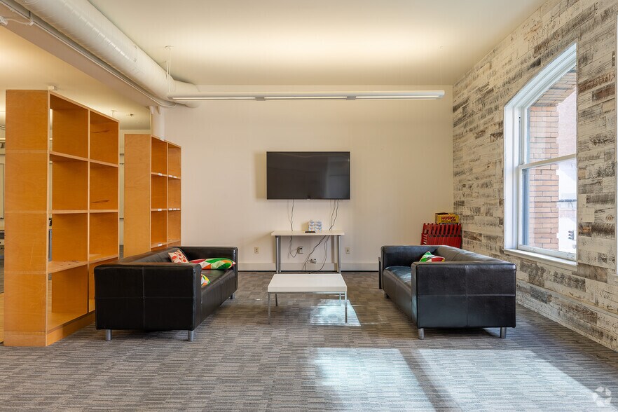 More Photos Of 118 2nd St, San Francisco Medical For Lease