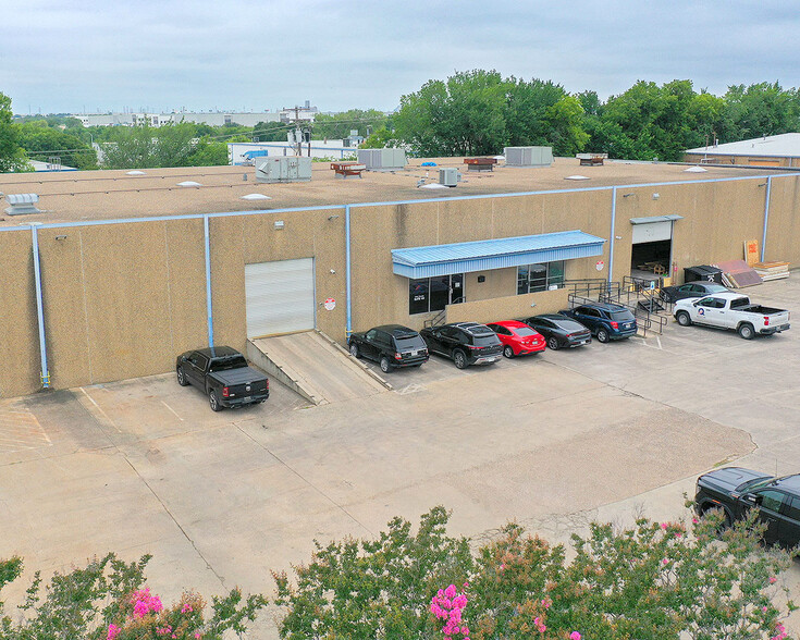 Primary Photo Of 5001 Rondo Dr, Fort Worth Distribution For Sale