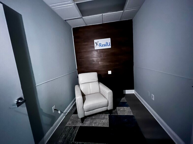 More Photos Of 2435 Rt-38, Cherry Hill Freestanding For Sale