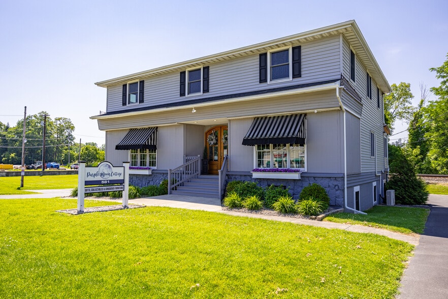 Primary Photo Of 581 Whitney Rd W, Fairport Office For Sale