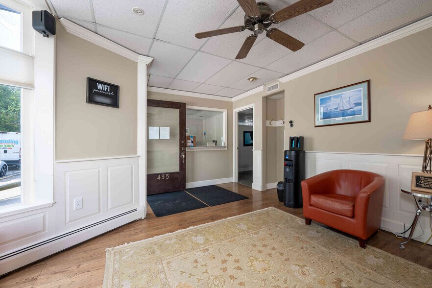 More Photos Of 435 York St, York Office Residential For Sale