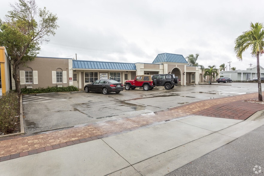 More Photos Of 1314-1322 Lafayette St, Cape Coral Loft Creative Space For Sale