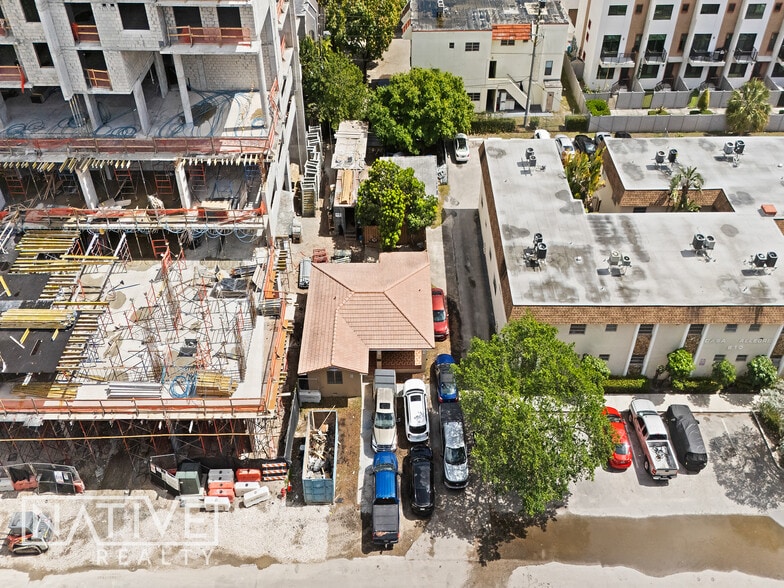 Primary Photo Of 622 NE 1st Ave, Fort Lauderdale Multifamily For Sale