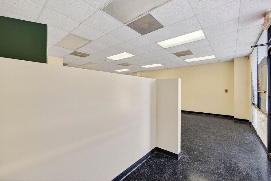 More Photos Of 3910 Princess Place Dr, Wilmington Daycare Center For Lease