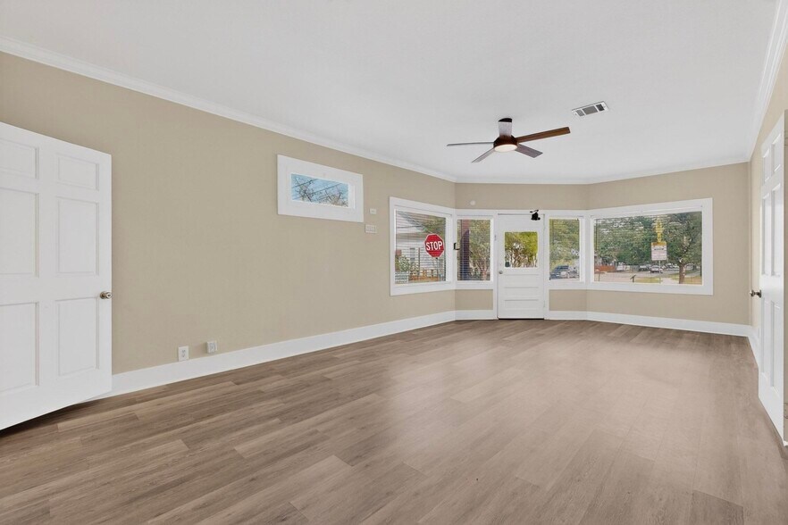 More Photos Of 78 San Marcos St, Austin Office Residential For Lease
