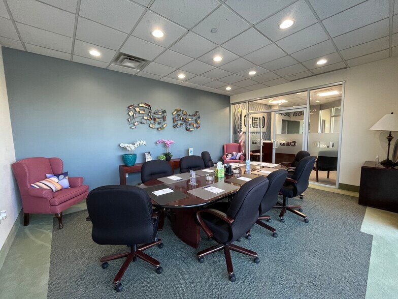 More Photos Of 5215 Colley Ave, Norfolk Office For Lease