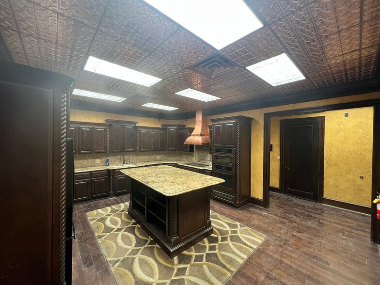 More Photos Of 3324 W 44th St, Odessa Industrial For Sale