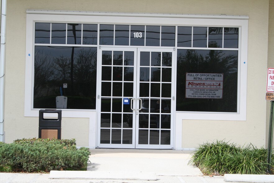 More Photos Of 270 NW Peacock Blvd, Port Saint Lucie Storefront Retail Office For Lease