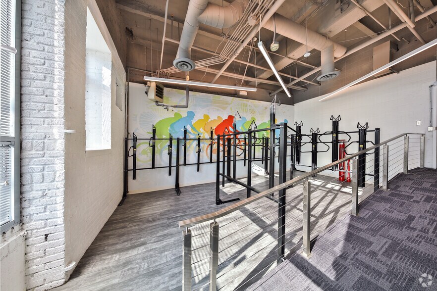 More Photos Of 120 Q St NE, Washington Loft Creative Space For Lease
