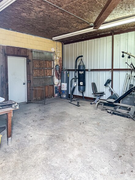 More Photos Of 8128 TX-21, Bryan Land For Sale