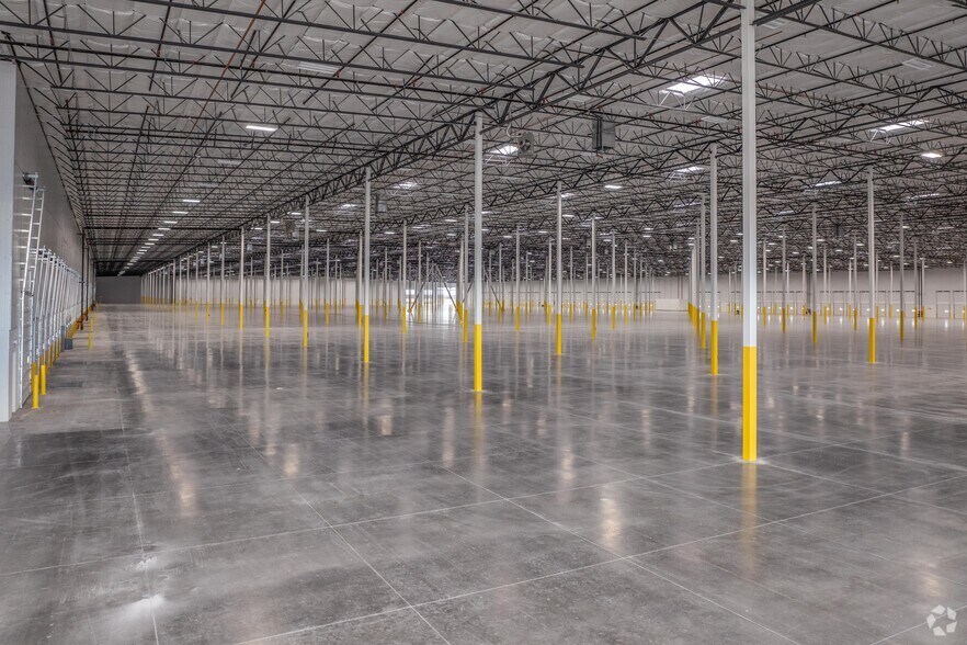 More Photos Of 8420 N Terryl B Adams St, Las Vegas Distribution For Sale